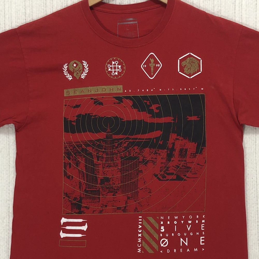 Sean John Mens Red Graphic T-Shirt Five Boroughs NYC Skyline Size L